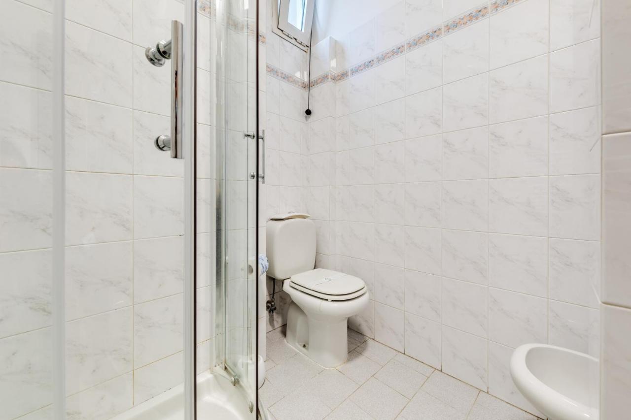 Guesthost - Fortezza Cozy And Quiet Flat ฟลอเรนซ์ ภายนอก รูปภาพ